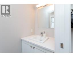 Bathroom - 1110 Newport Ave, Oak Bay, BC V8S5E4 Photo 21