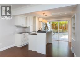 1110 Newport Ave, Oak Bay, BC V8S5E4 Photo 40
