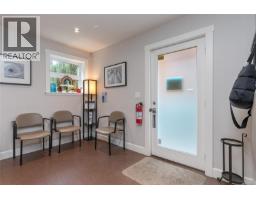 1110 Newport Ave, Oak Bay, BC V8S5E4 Photo 51