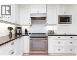 Kitchen - 1110 Newport Ave, Oak Bay, BC V8S5E4 Photo 9