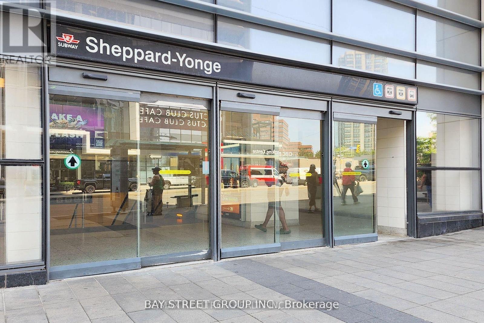#4218 5 SHEPPARD AVENUE E - Image 4