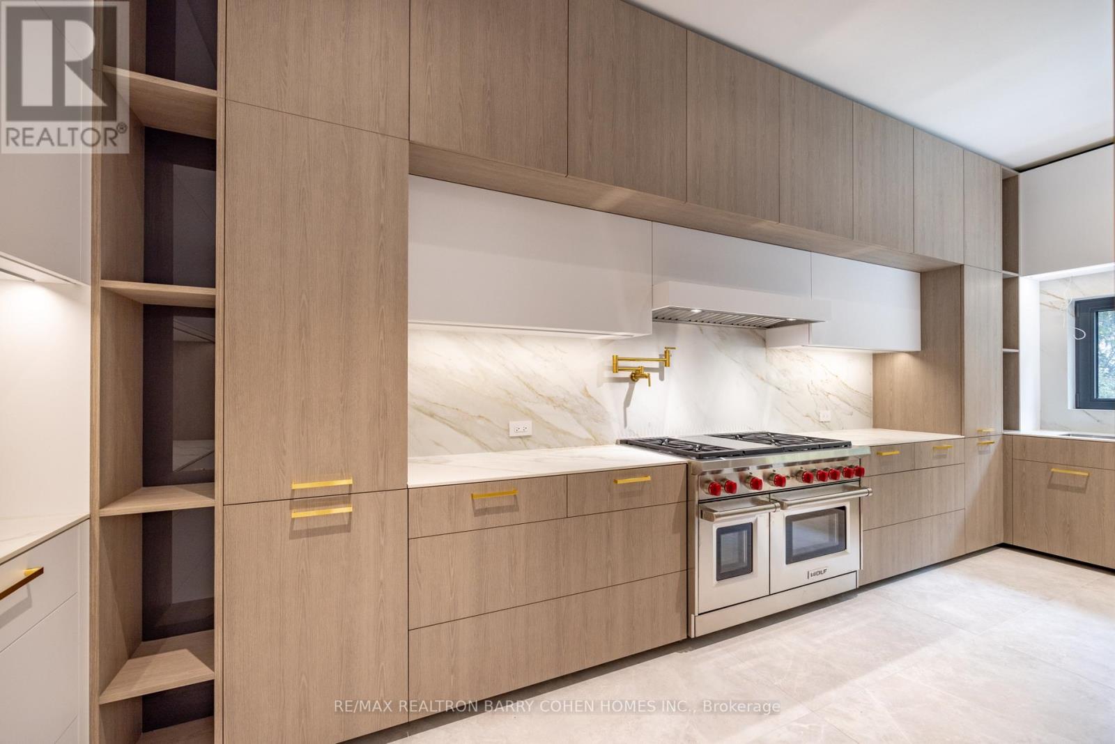 90 ESGORE DRIVE - 18