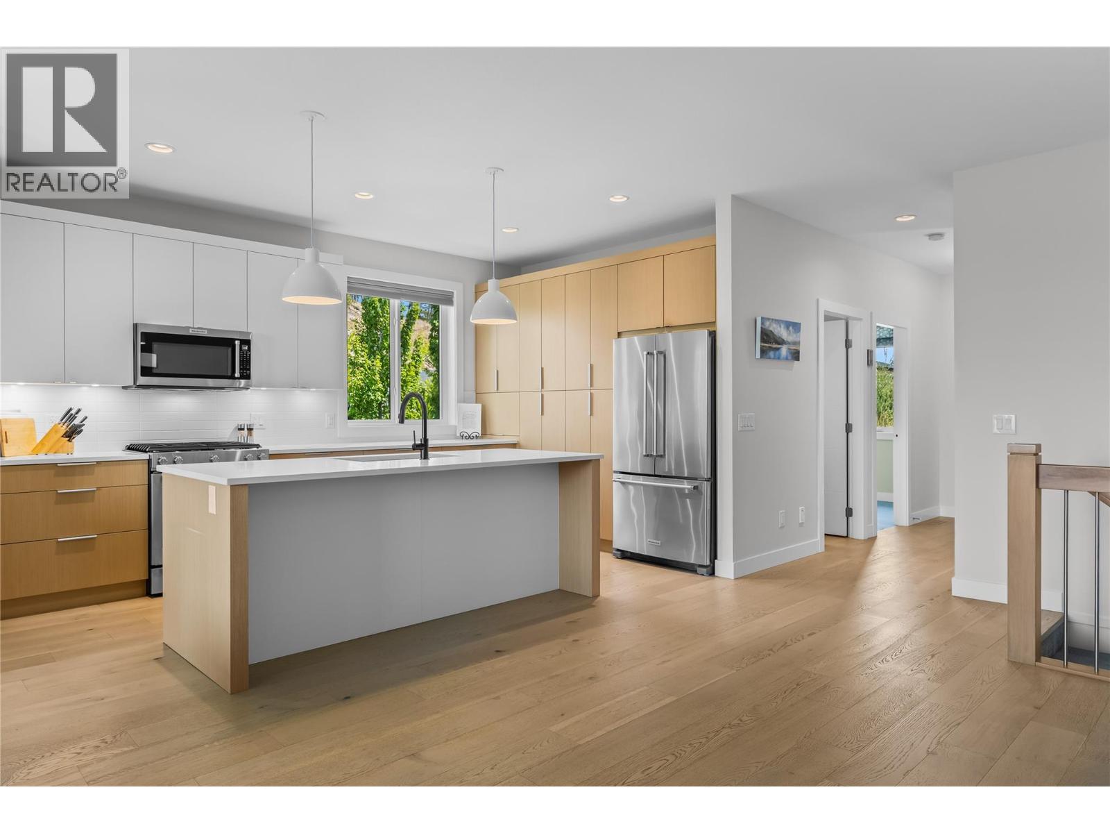 #6 1349 Rocky Point Drive - 6
