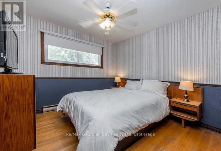 52 GRAY STREET - 14