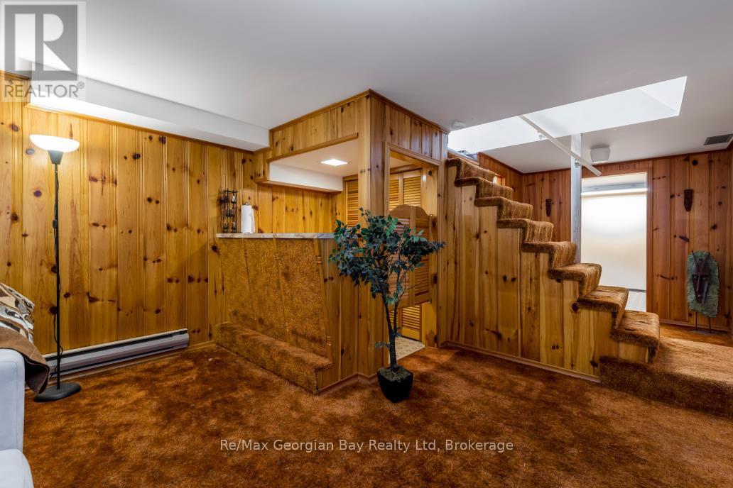 52 GRAY STREET - 21