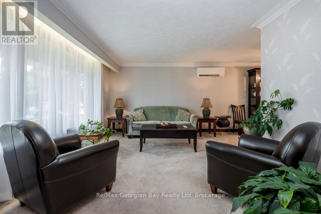52 GRAY STREET - 7