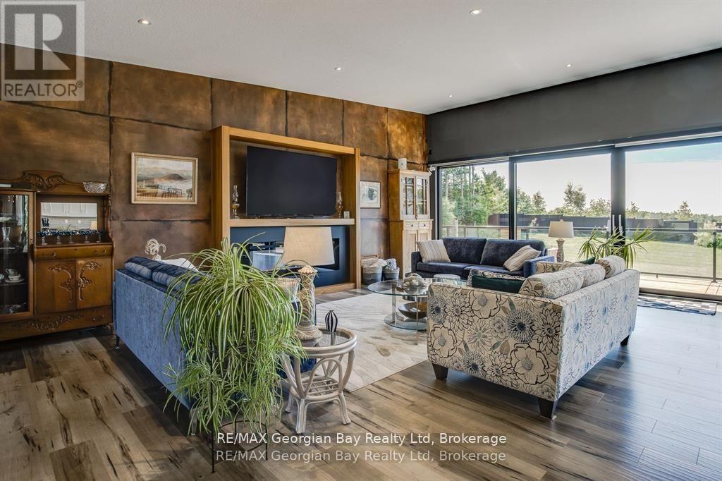 165 WILSON ROAD - 5