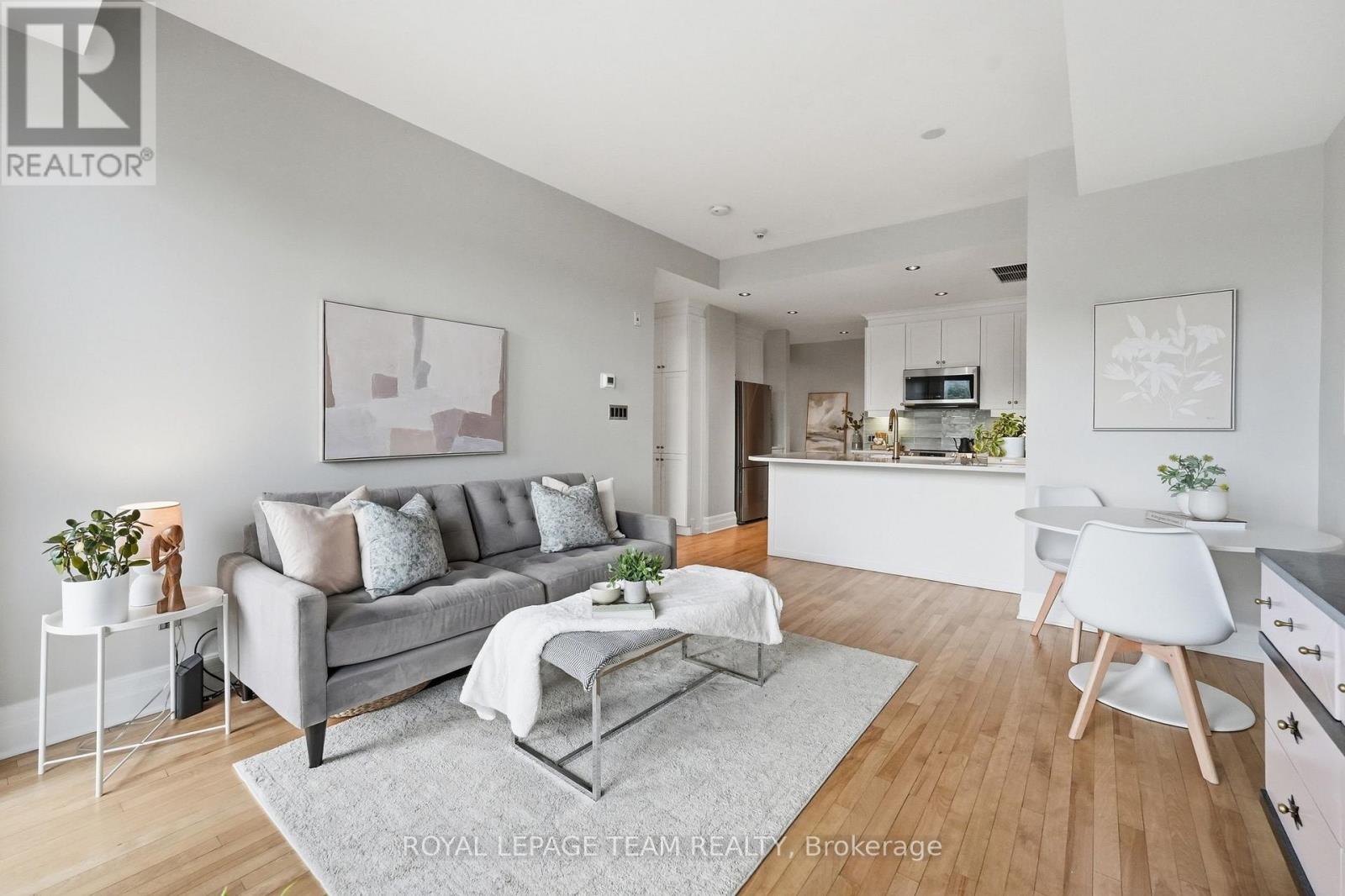 #301 330 LORETTA AVENUE S - 17