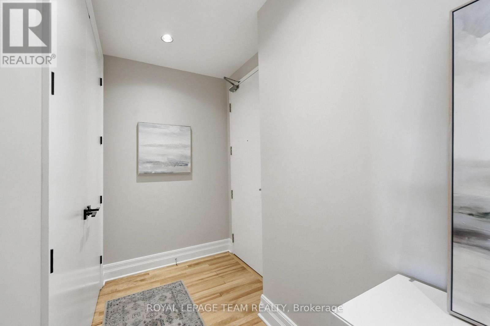 #301 330 LORETTA AVENUE S - 5