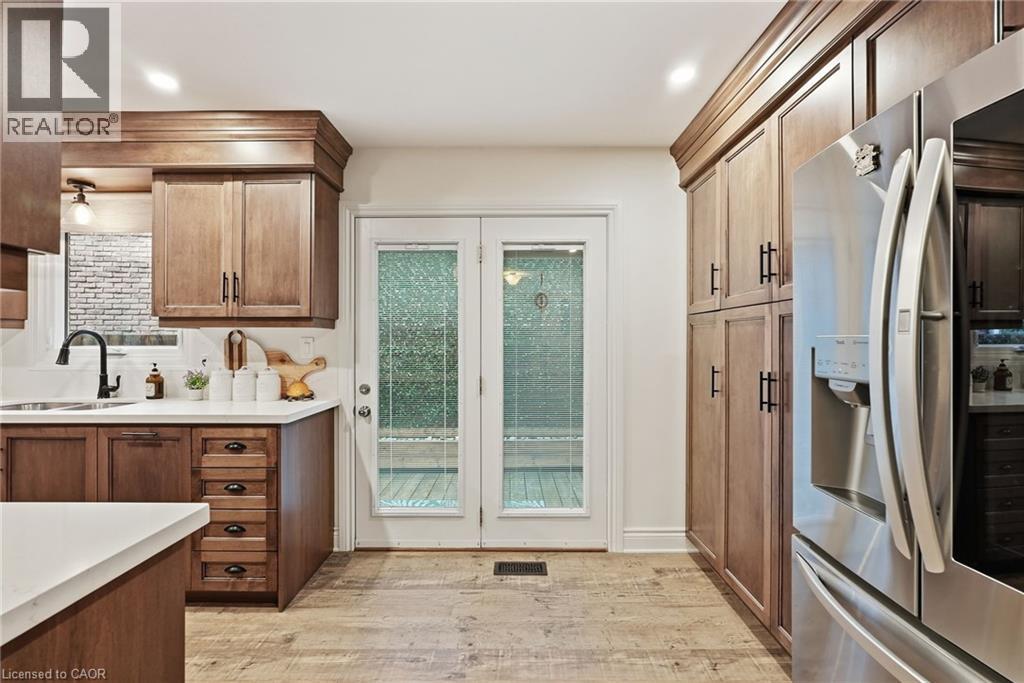 224 ATHENIA Drive - 13