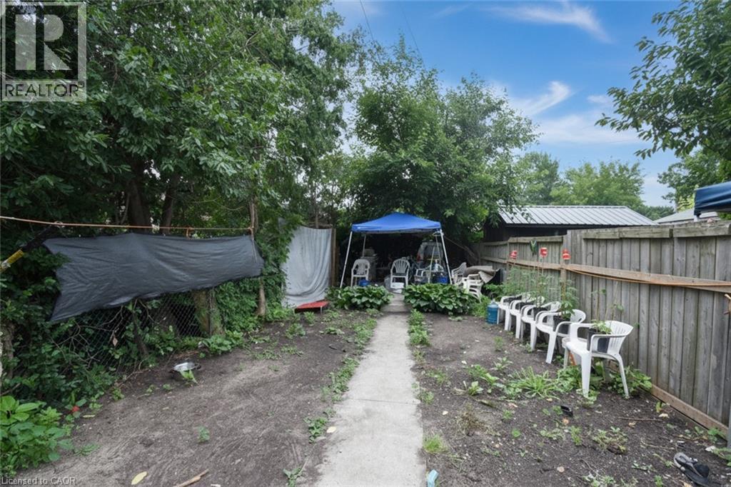22 PICTON Street E - Image 29