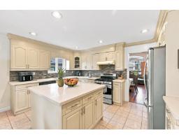 12580 60a Avenue, Surrey, BC V3X3L7 Photo 11