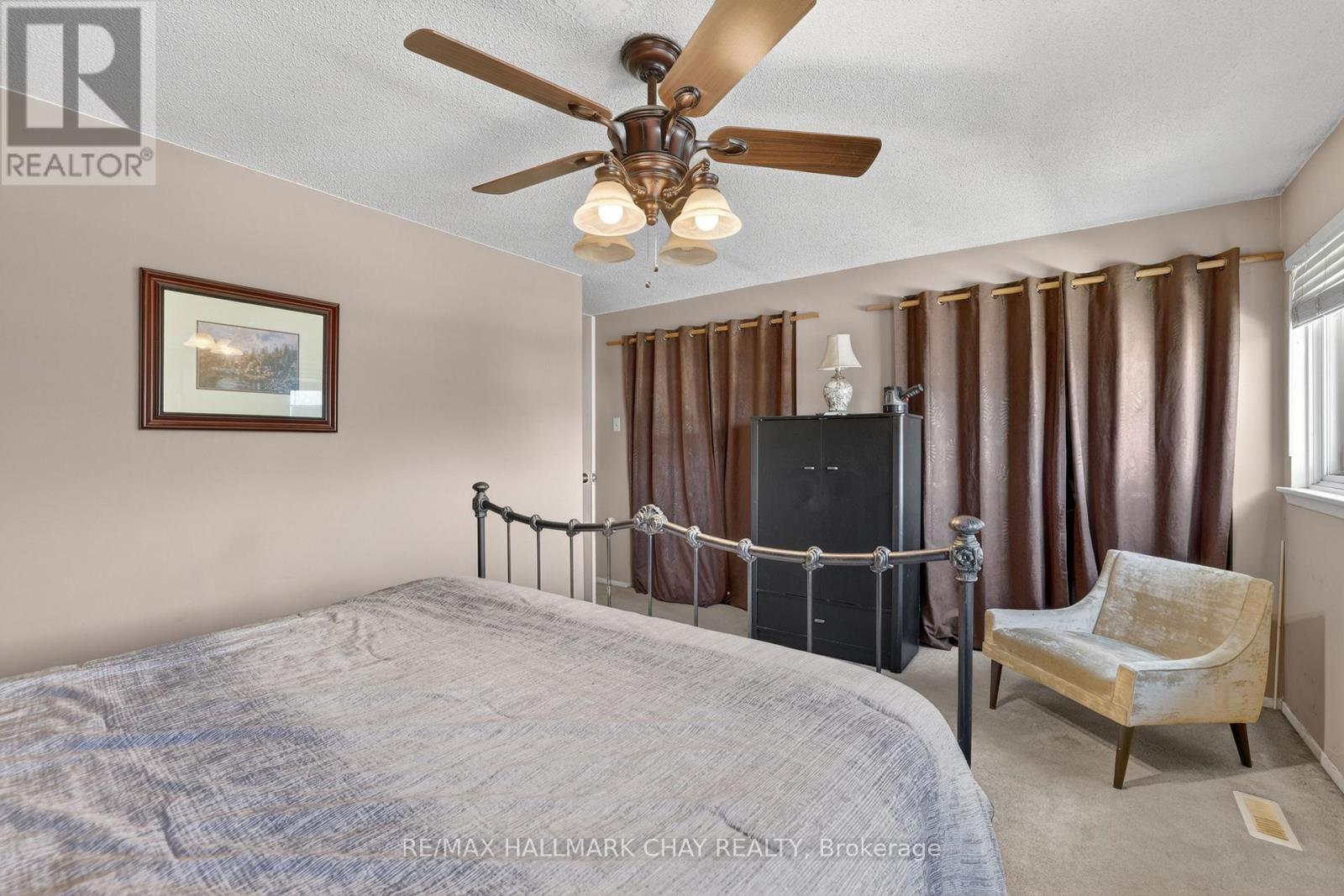28 BRITANNIA AVENUE - 14