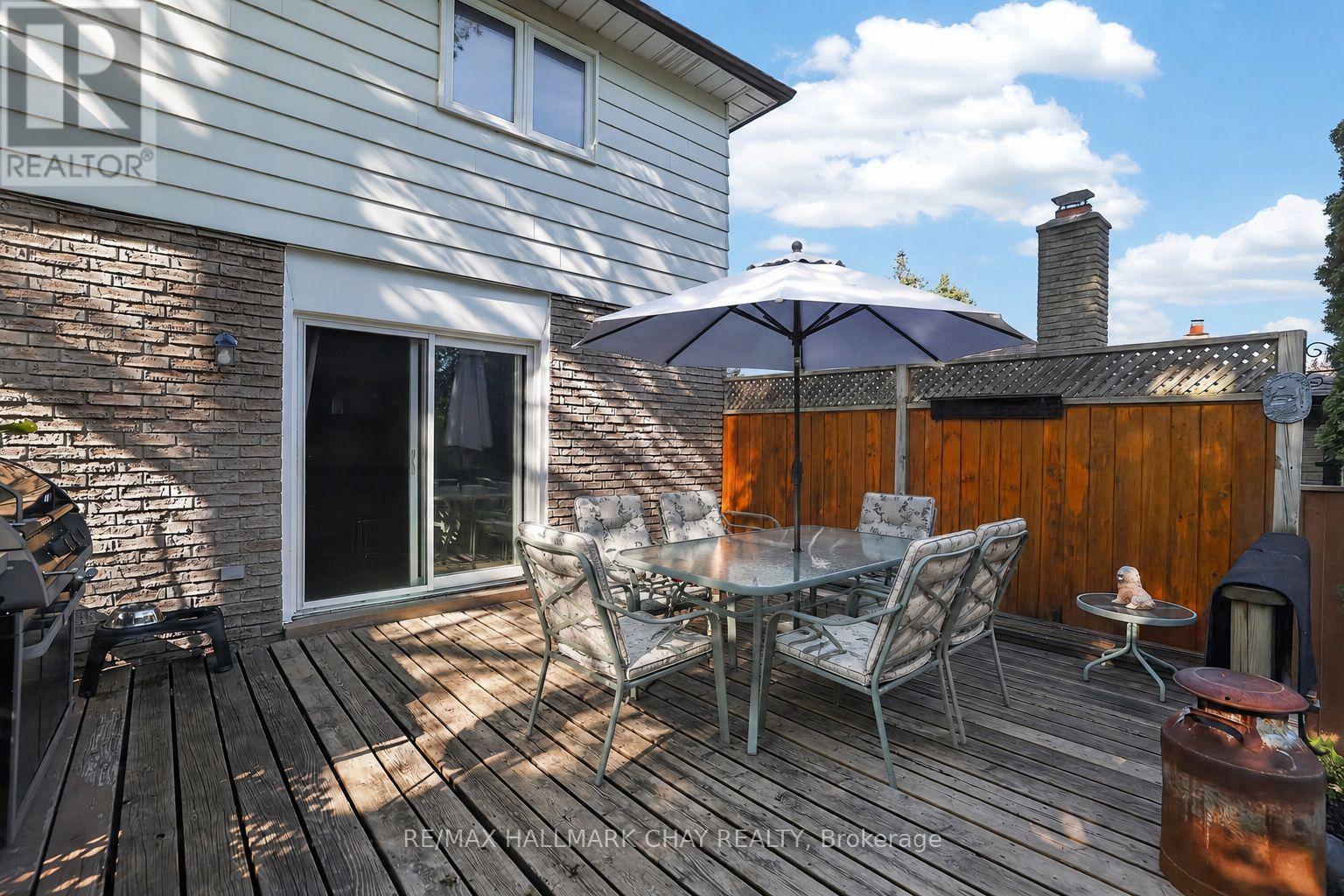 28 BRITANNIA AVENUE - 19