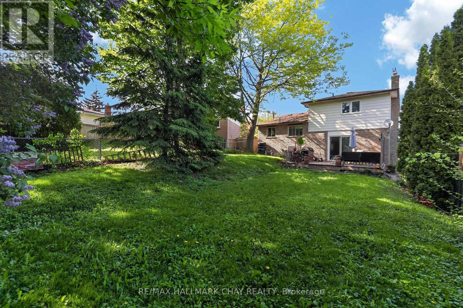 28 BRITANNIA AVENUE - 22
