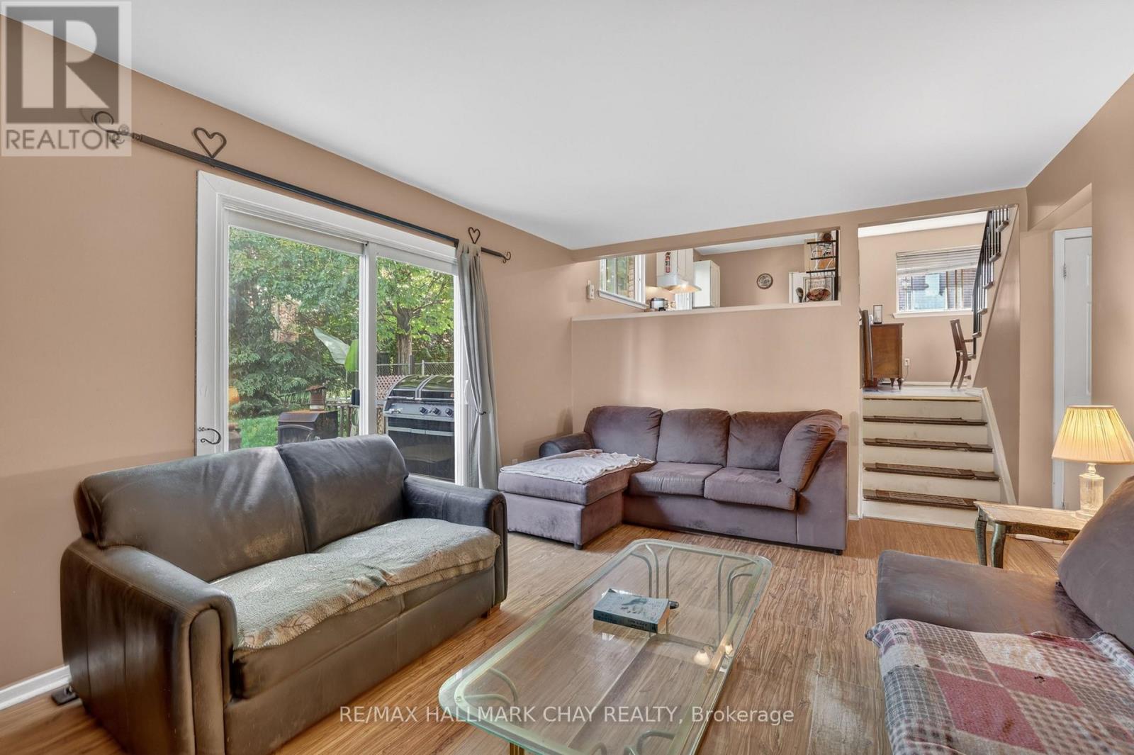28 BRITANNIA AVENUE - 3