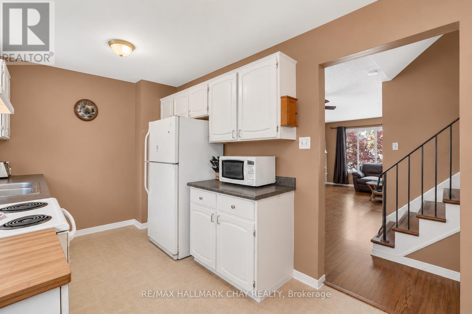 28 BRITANNIA AVENUE - 5