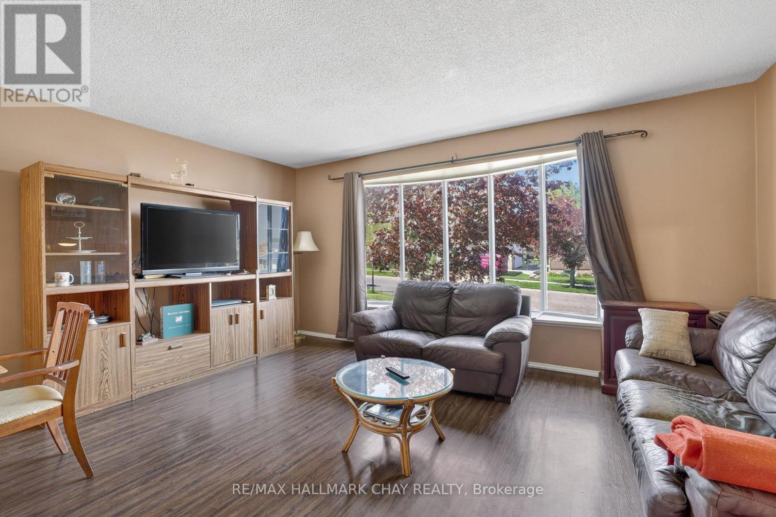 28 BRITANNIA AVENUE - 7