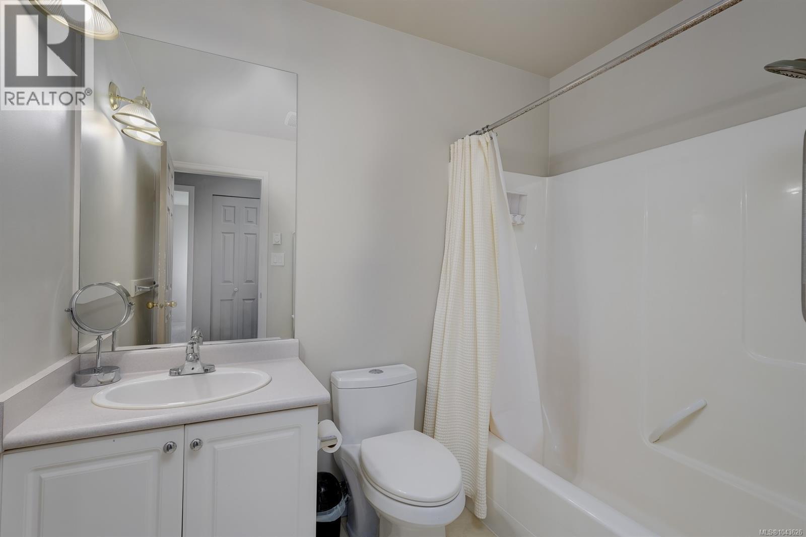  2893 Young Place, Langford