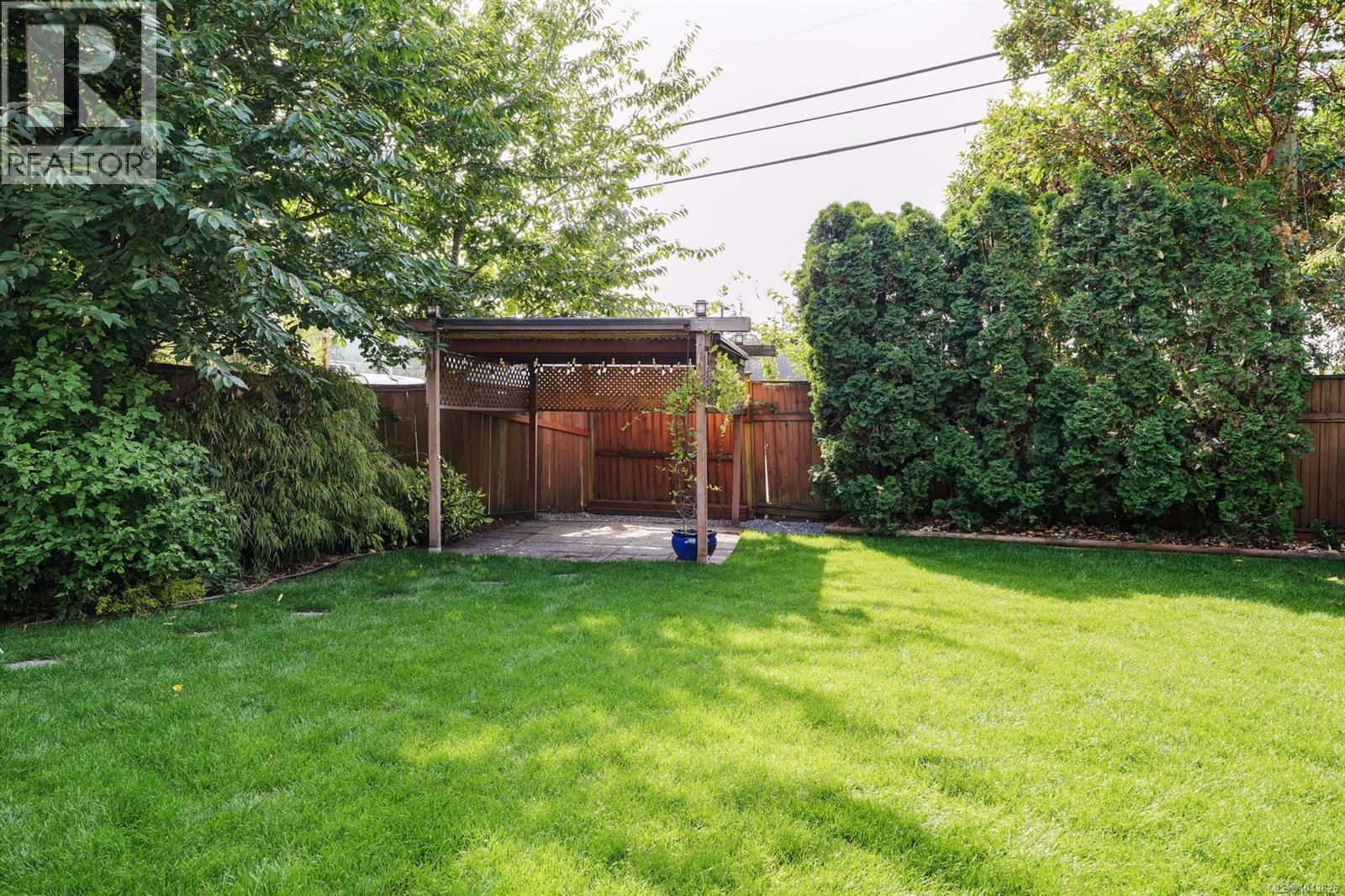  2893 Young Place, Langford