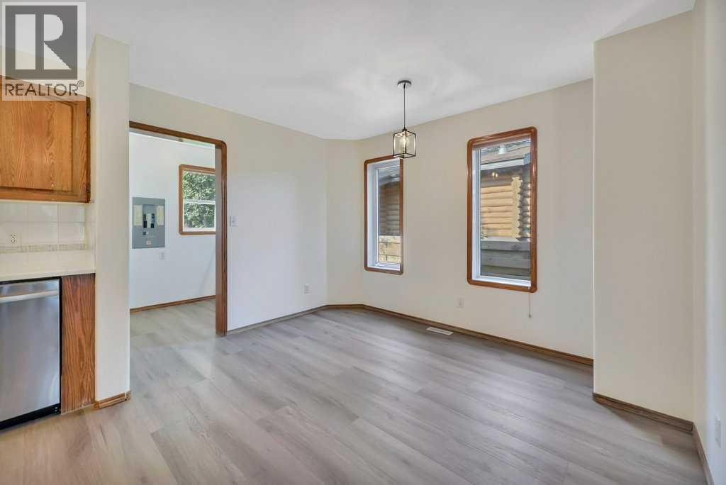 4011 Lakeshore Drive - 10