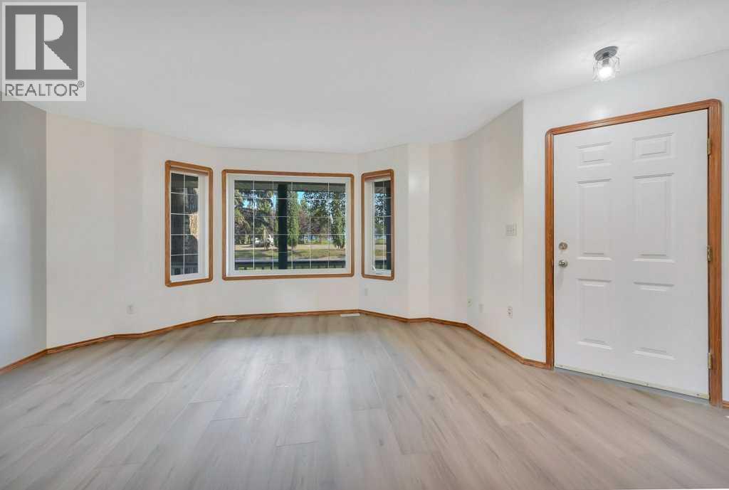 4011 Lakeshore Drive - 4