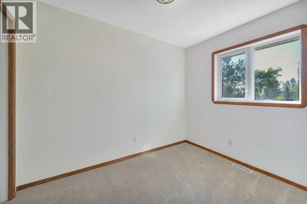 4011 Lakeshore Drive - 23