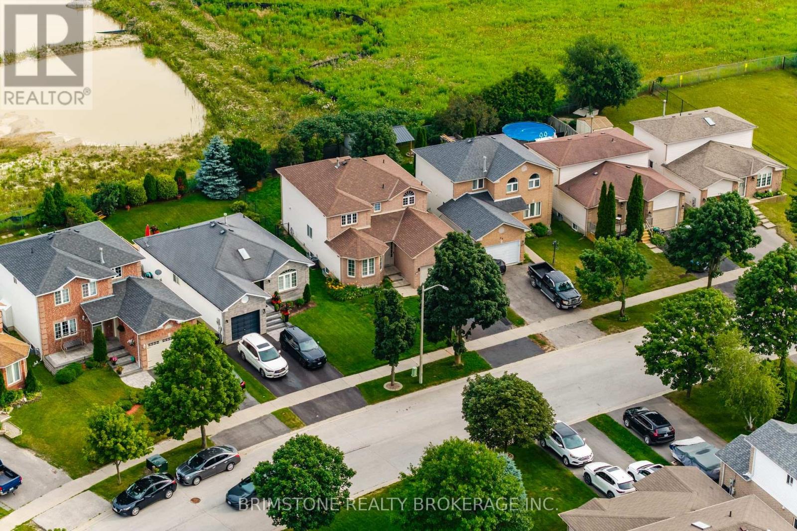 28 SELKIRK CRESCENT - 2