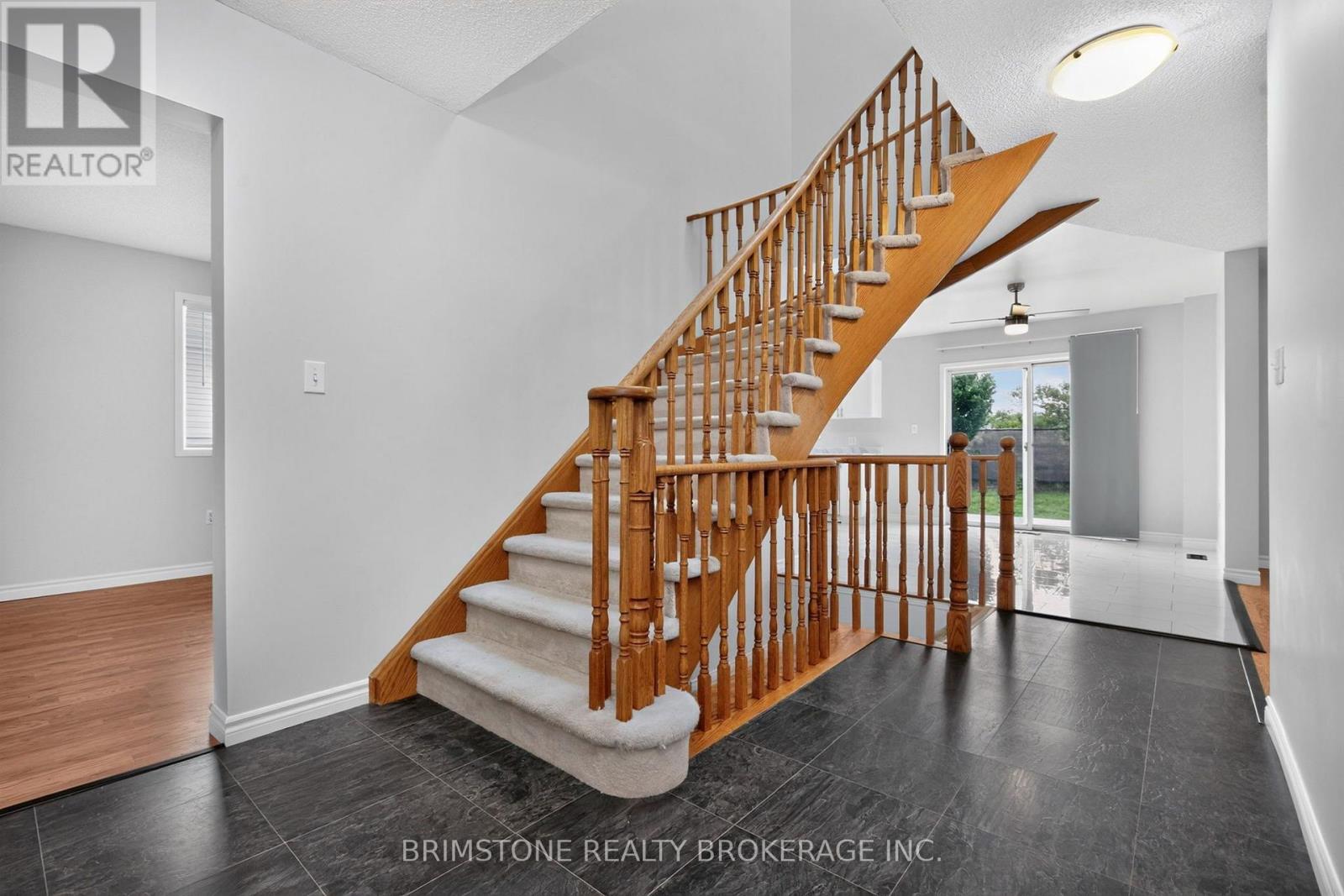 28 SELKIRK CRESCENT - Image 4
