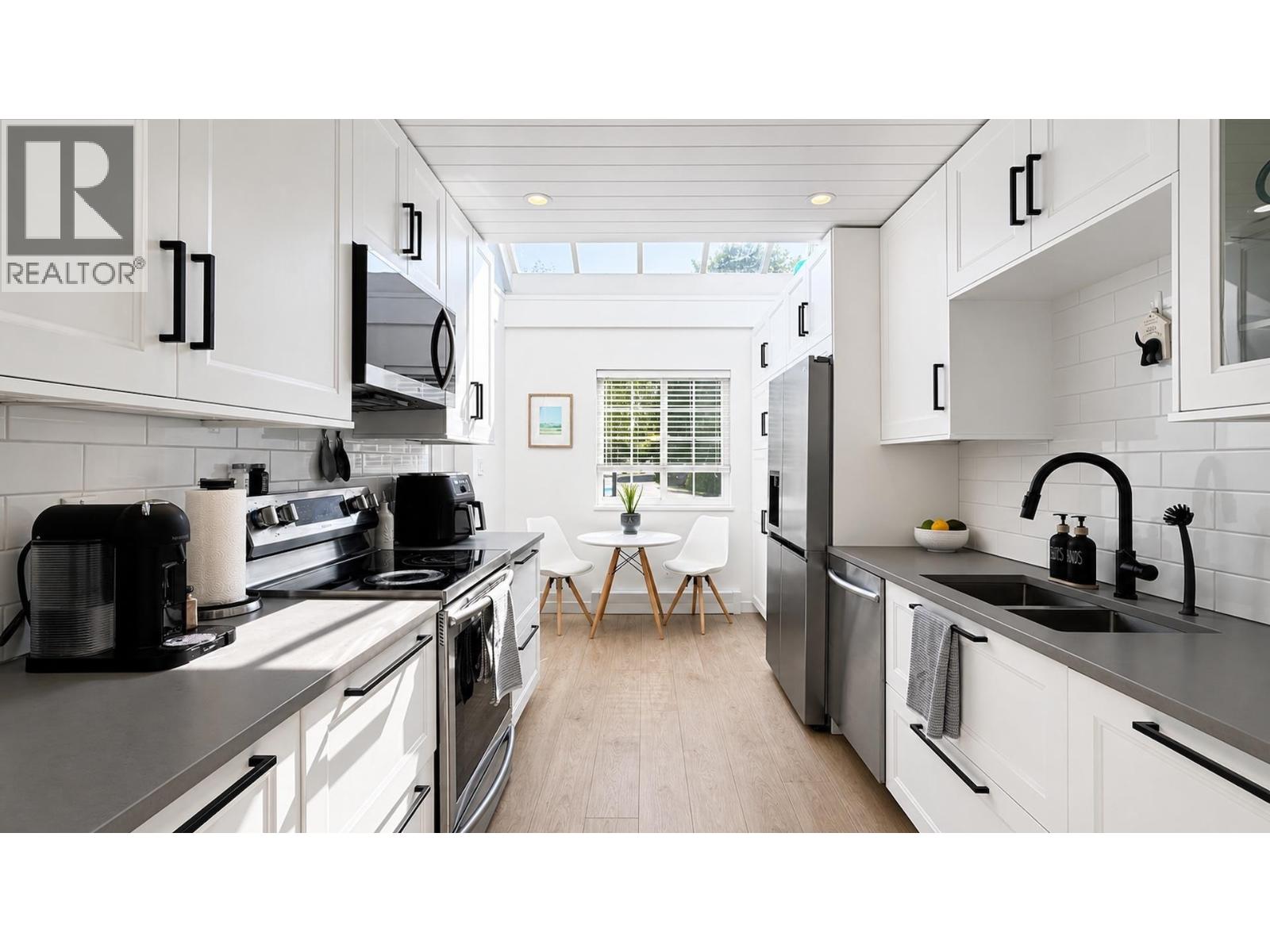 #9-4855 57 Street, Delta