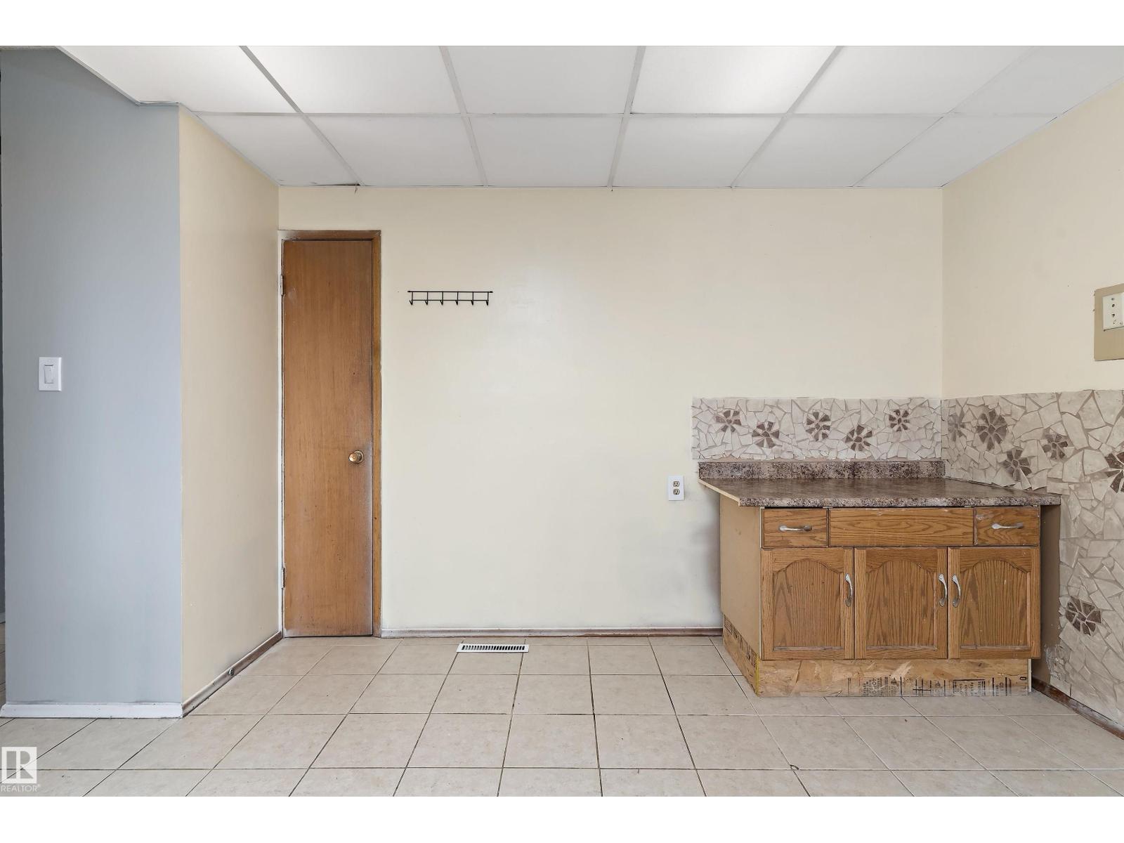 6907 DELWOOD RD NW - 14