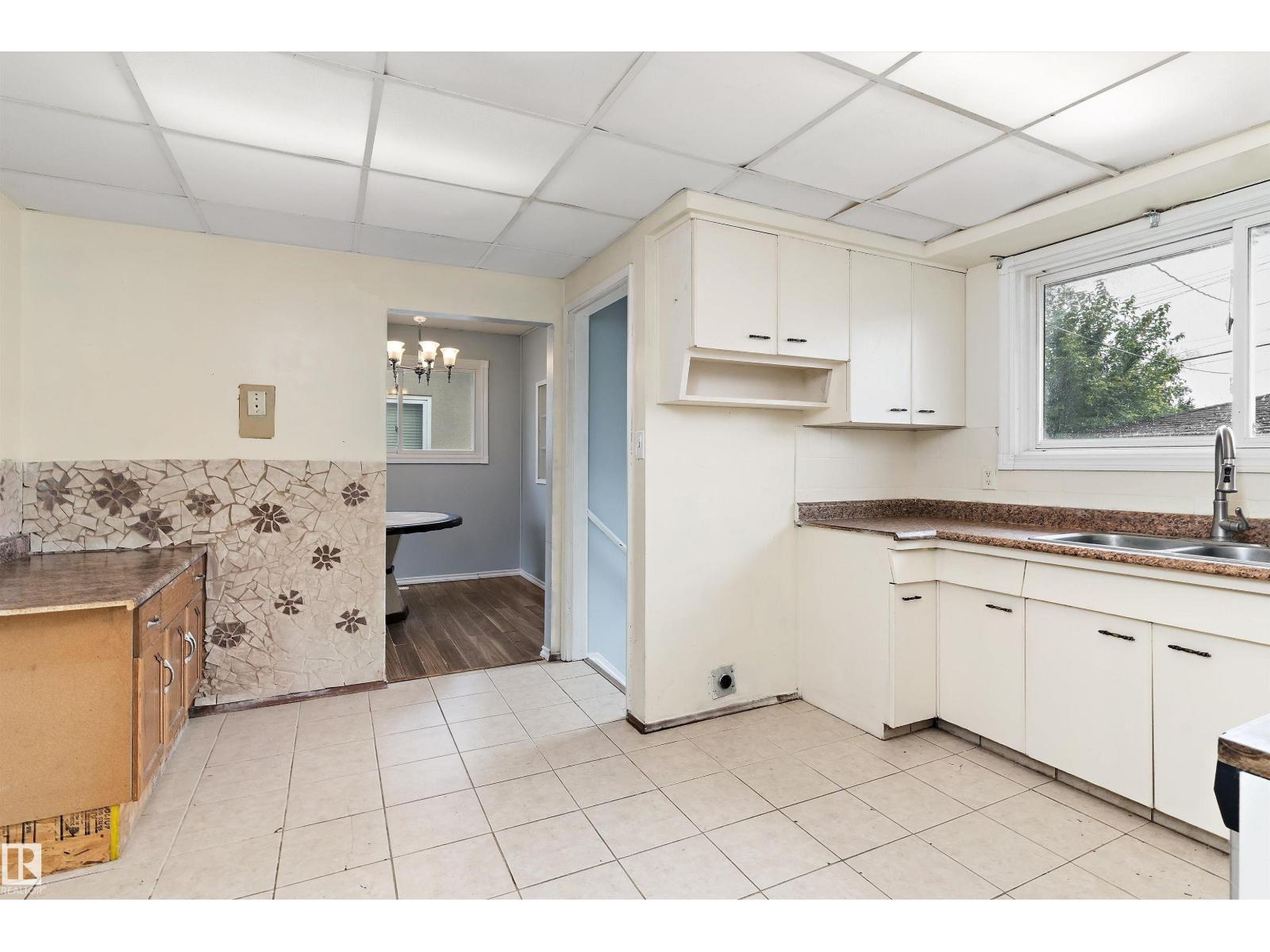 6907 DELWOOD RD NW - 16