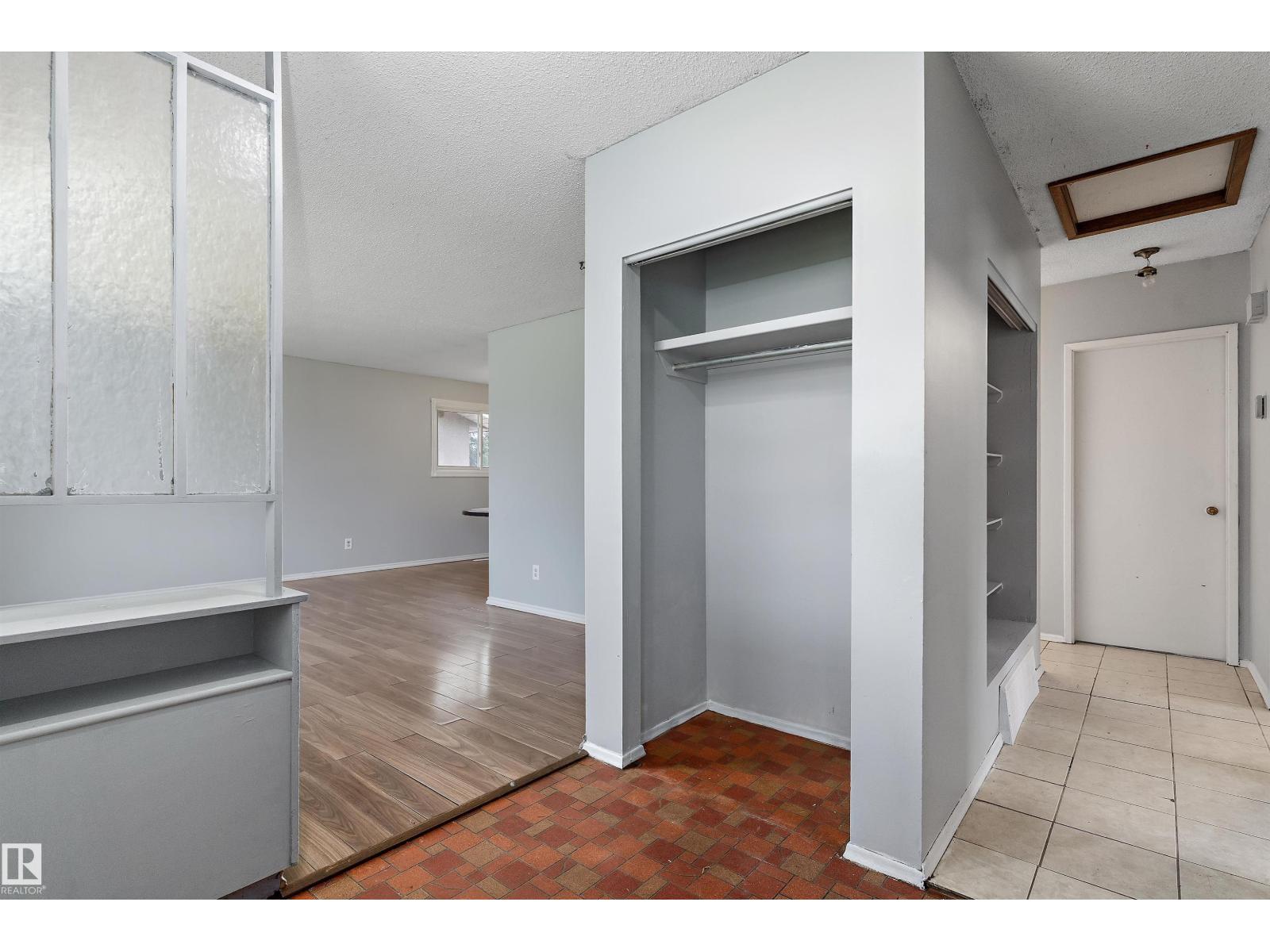 6907 DELWOOD RD NW - 26