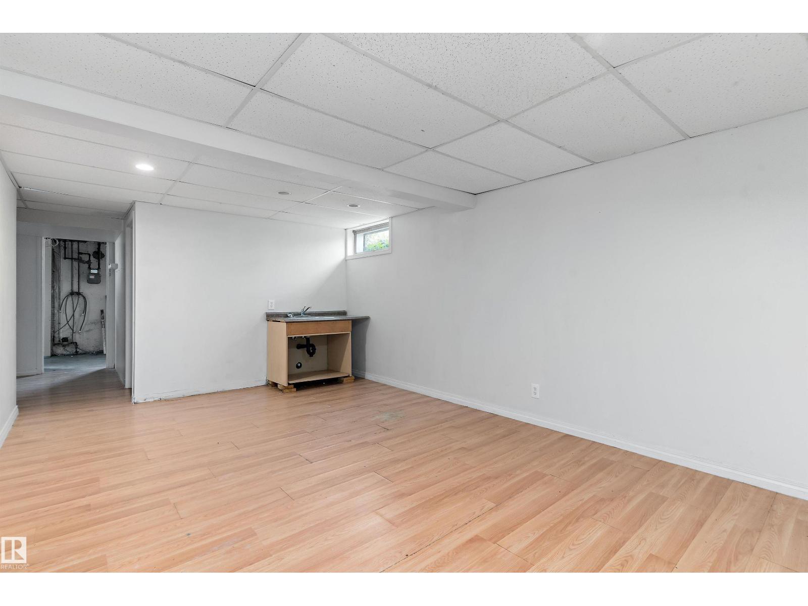 6907 DELWOOD RD NW - 35