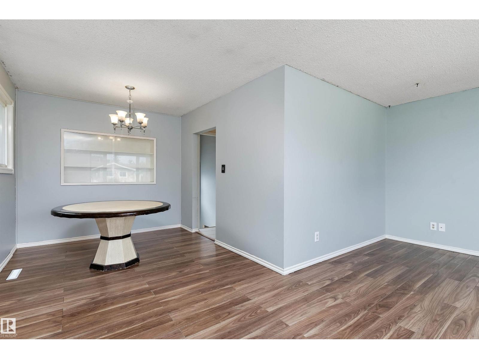 6907 DELWOOD RD NW - 9