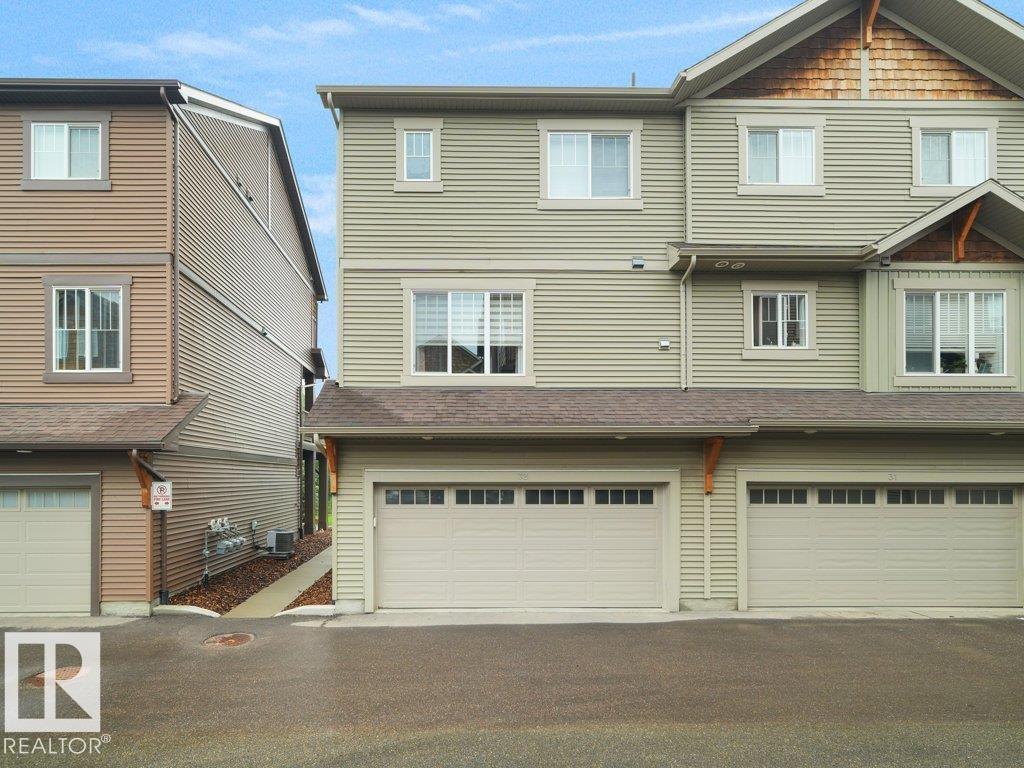 #32 1005 GRAYDON HILL BV SW - 10
