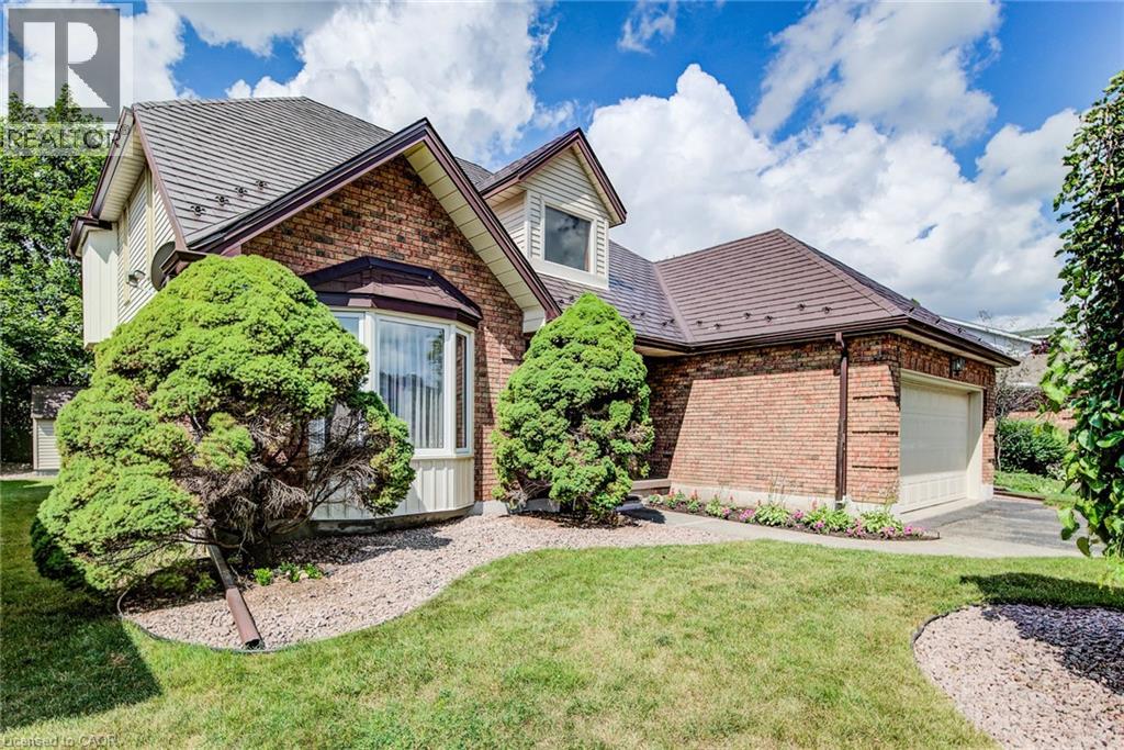 323 AUBURN Drive - Image 3