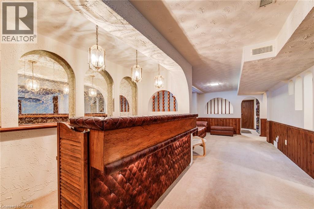 323 AUBURN Drive - 39