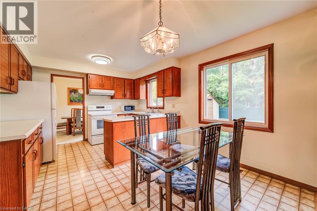 323 AUBURN Drive - 18