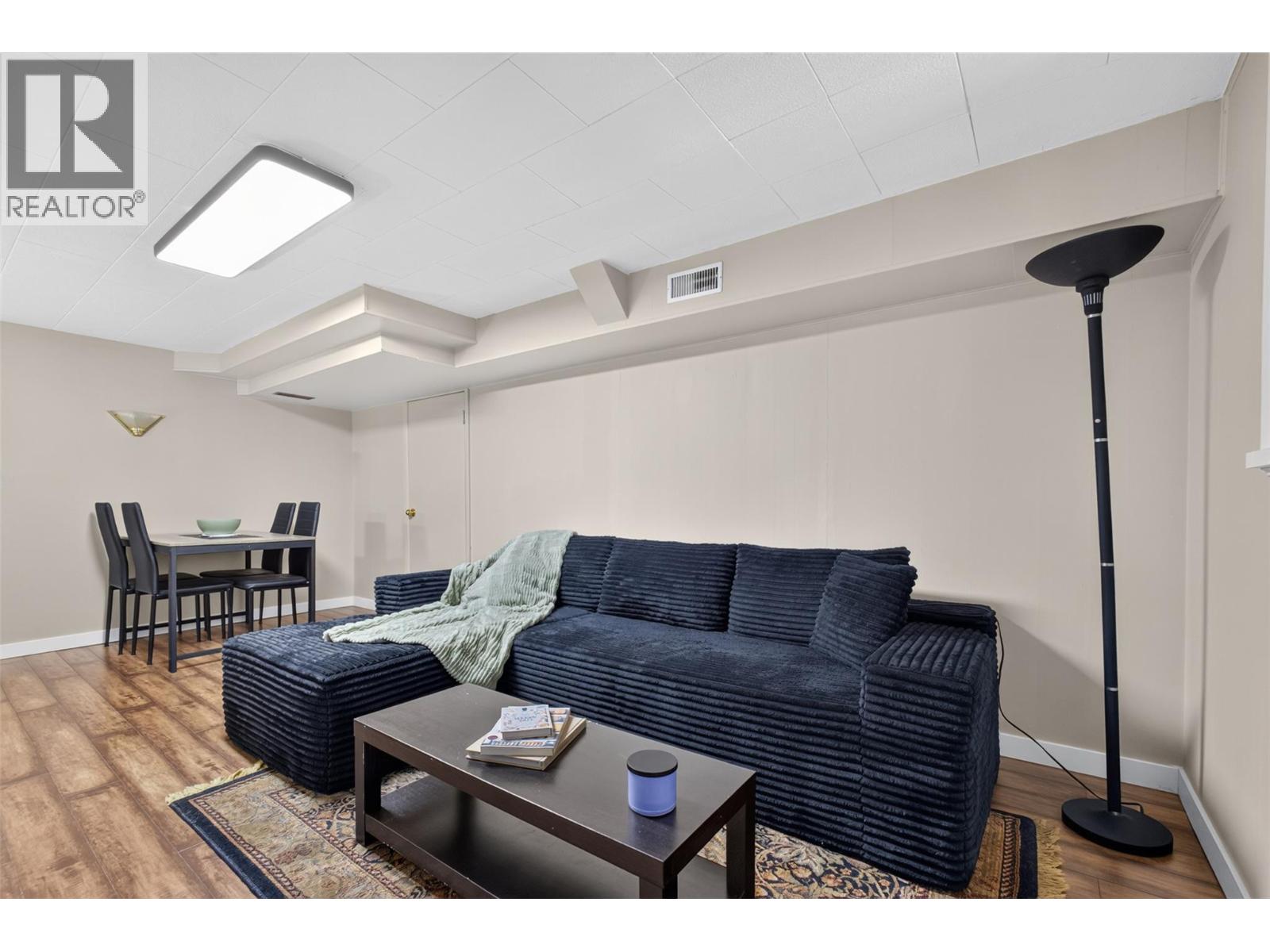 800 Montigny Road - 32