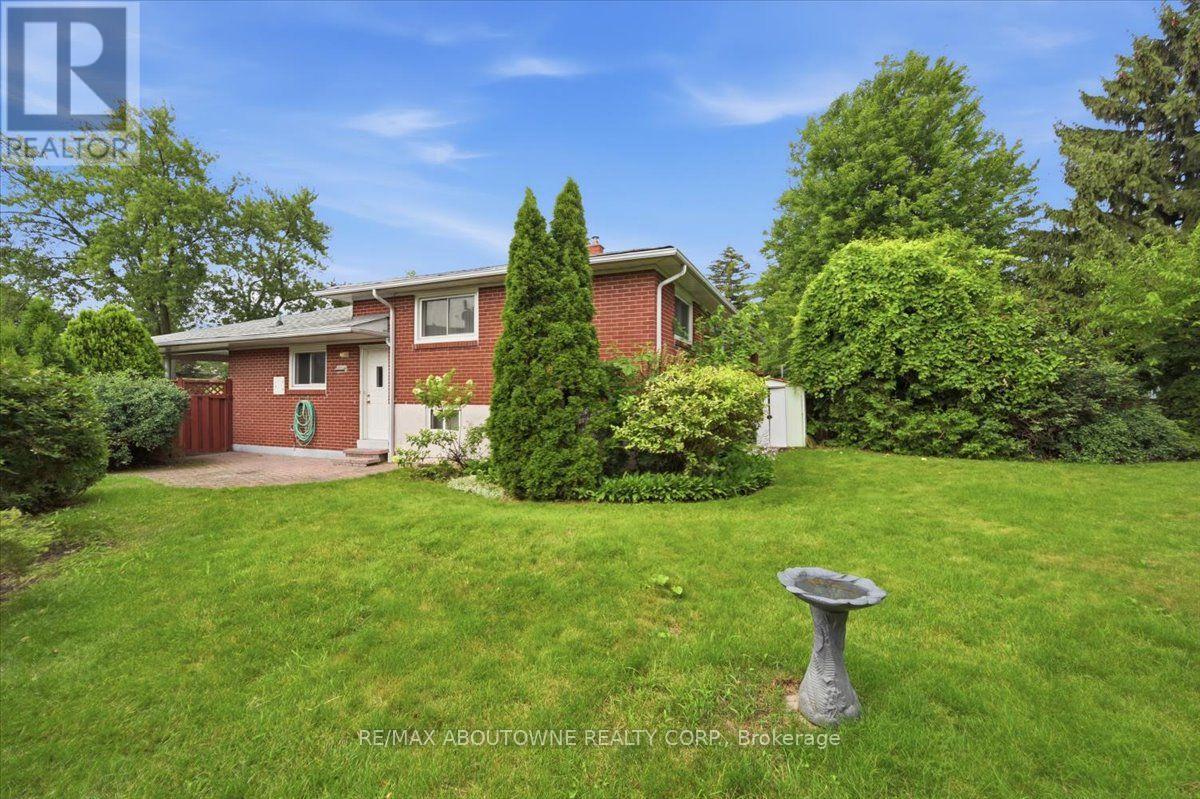 1167 SATURNIA CRESCENT - 30