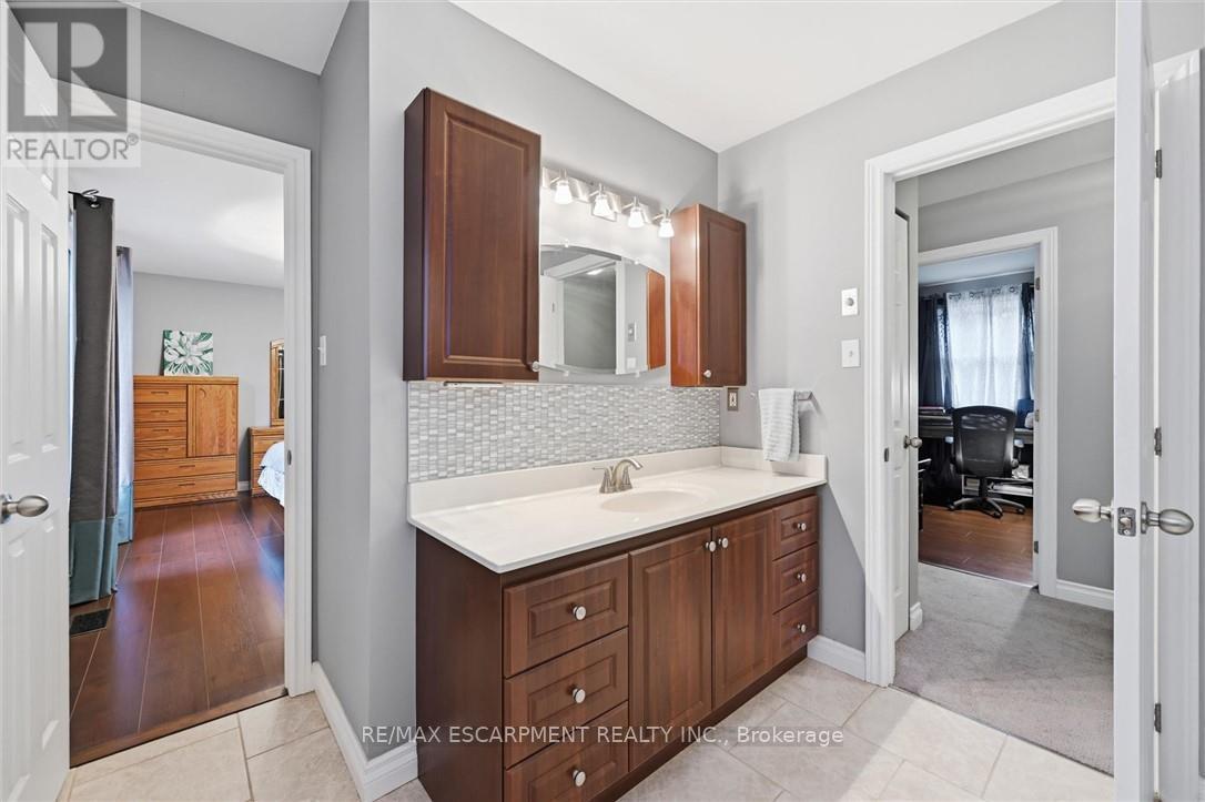 132 HAMPTON HEATH ROAD - 29
