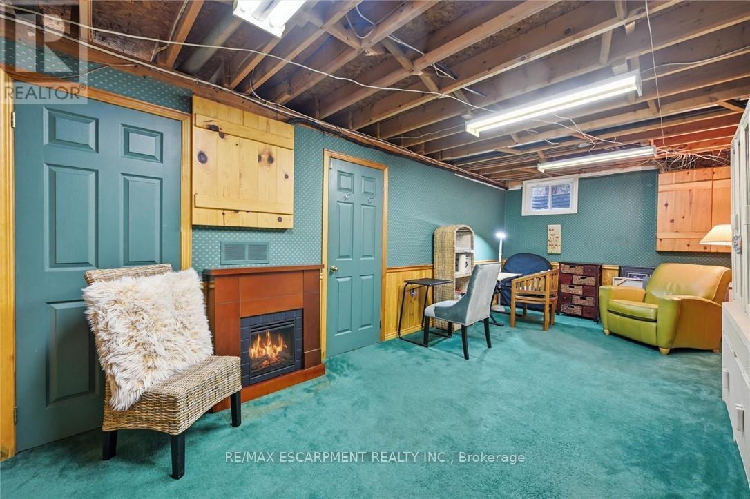 132 HAMPTON HEATH ROAD - 34