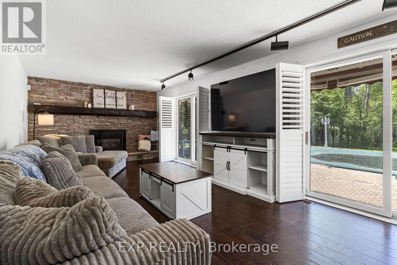 1080 CHURCH STREET - Image 19
