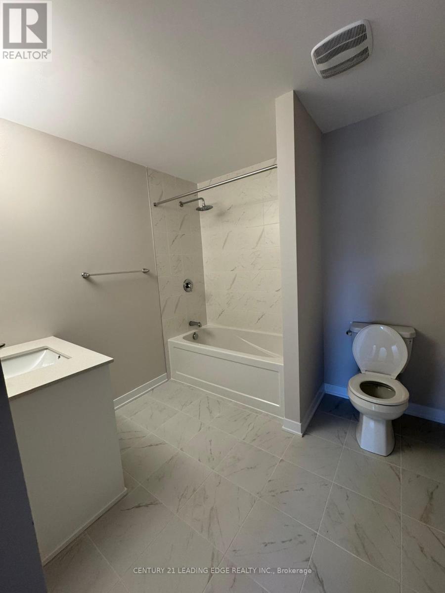 226 SPECKLED ALDER ROW - 15