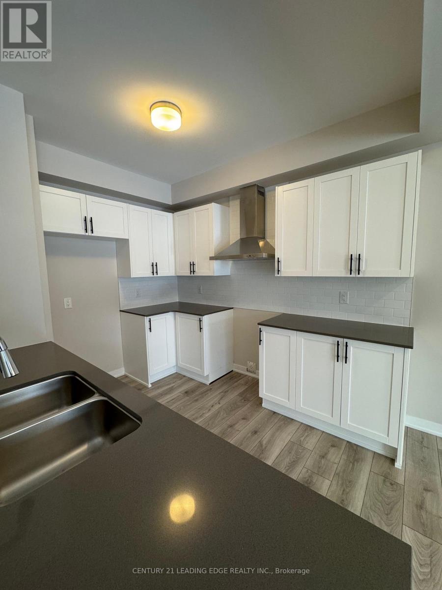 226 SPECKLED ALDER ROW - 8