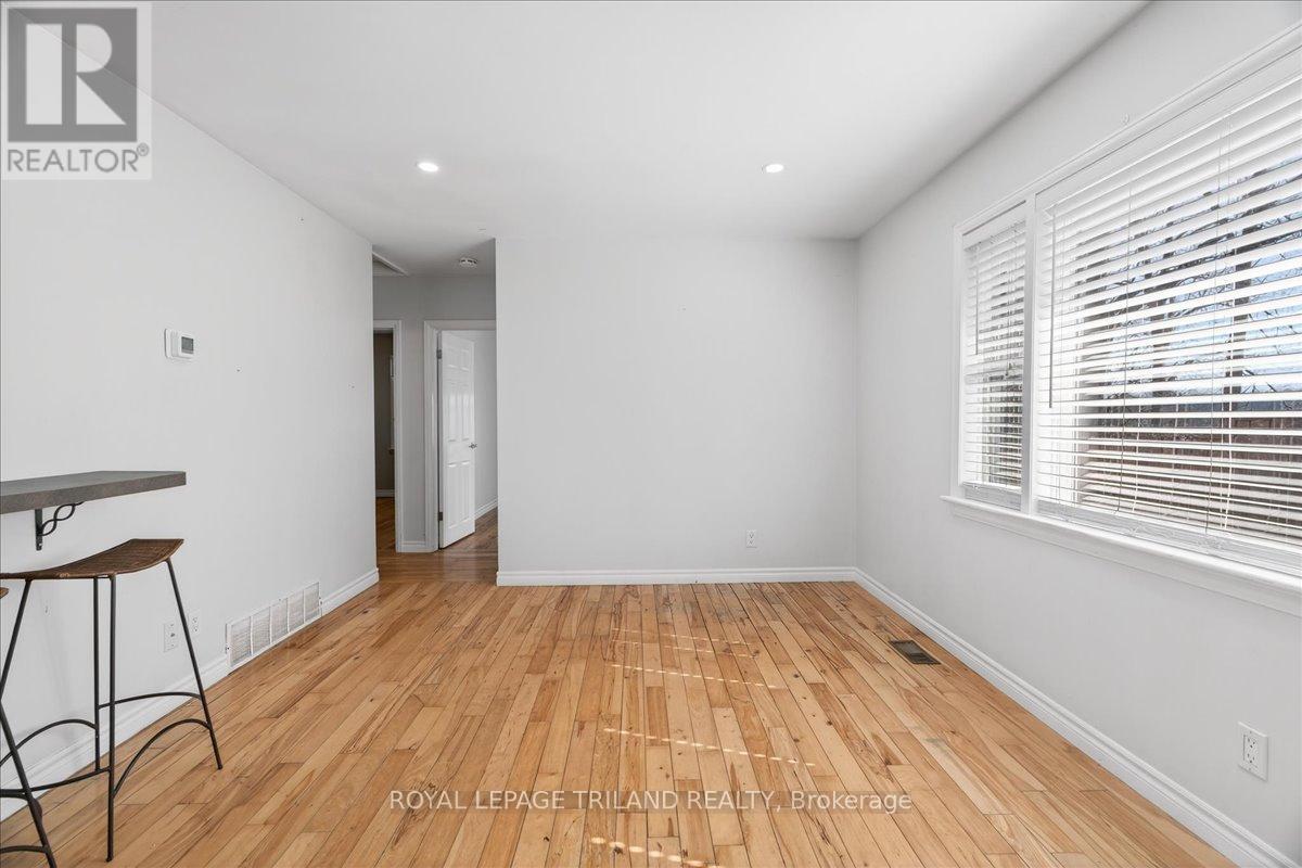 250 GREENWOOD AVENUE - 6