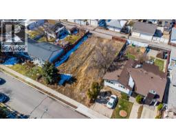 1008 9 Street North, Lethbridge, AB T1H1Z8 Photo 7