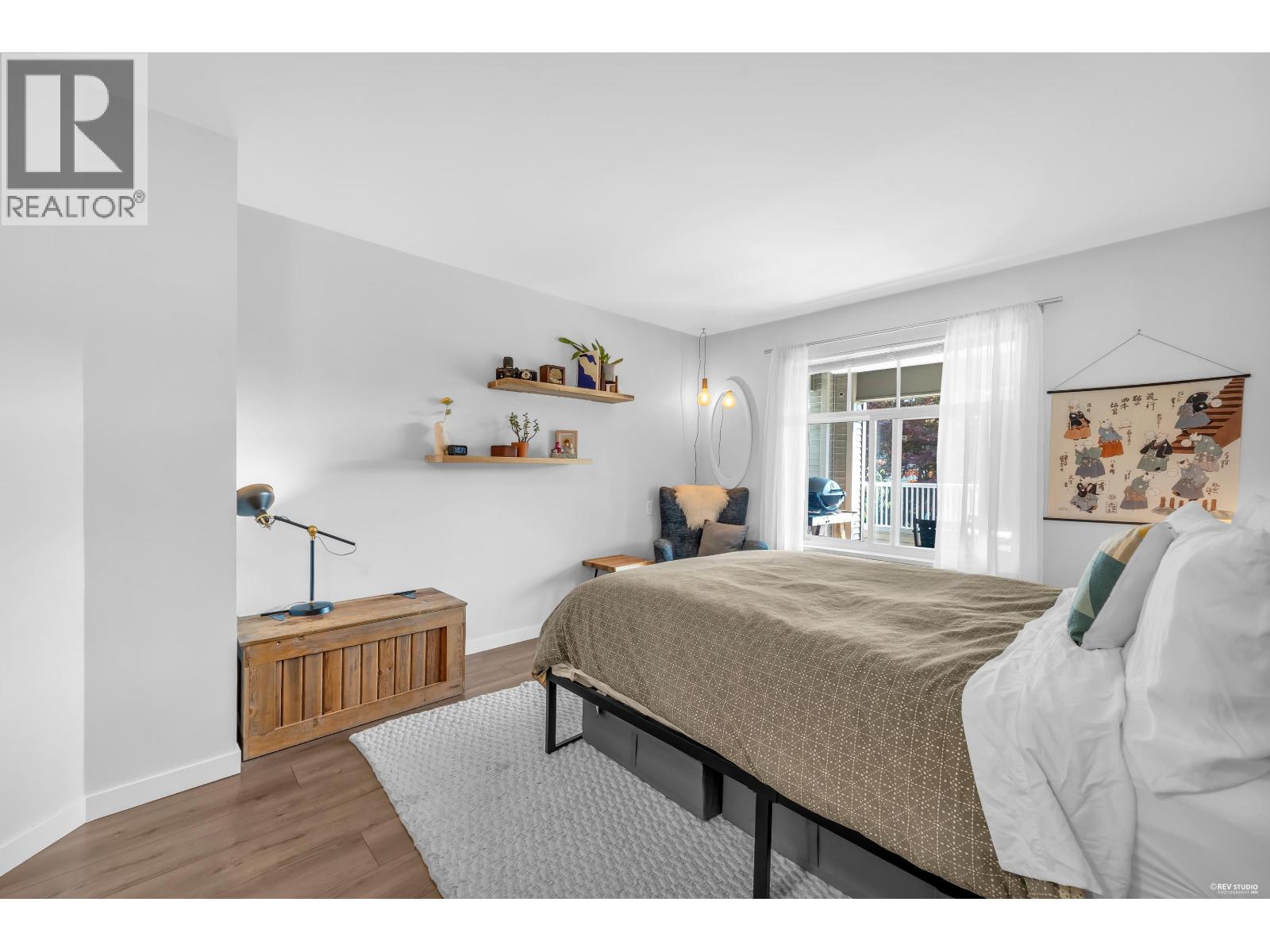 #210-4770 52A Street, Delta