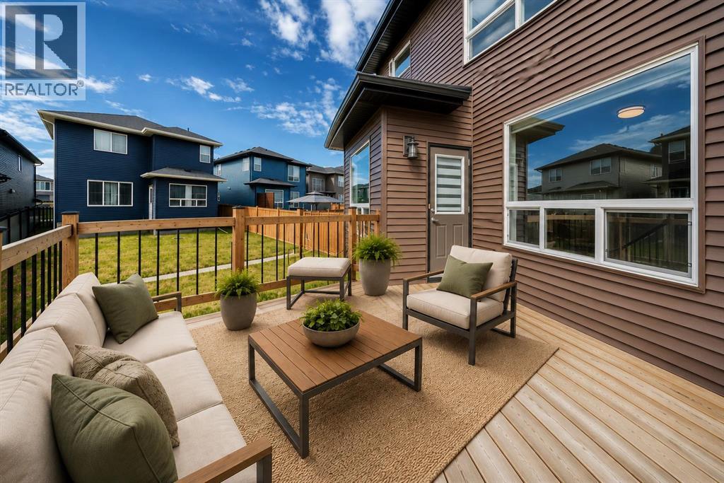 137 Creekside Way SW - 21